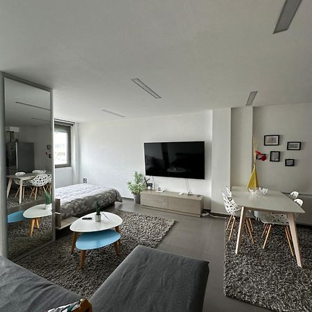 Amaliada Hitech Appartment מראה חיצוני תמונה