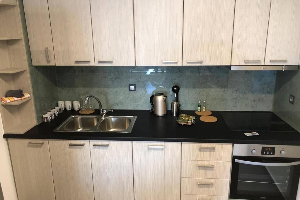 Amaliada Hitech Appartment מראה חיצוני תמונה